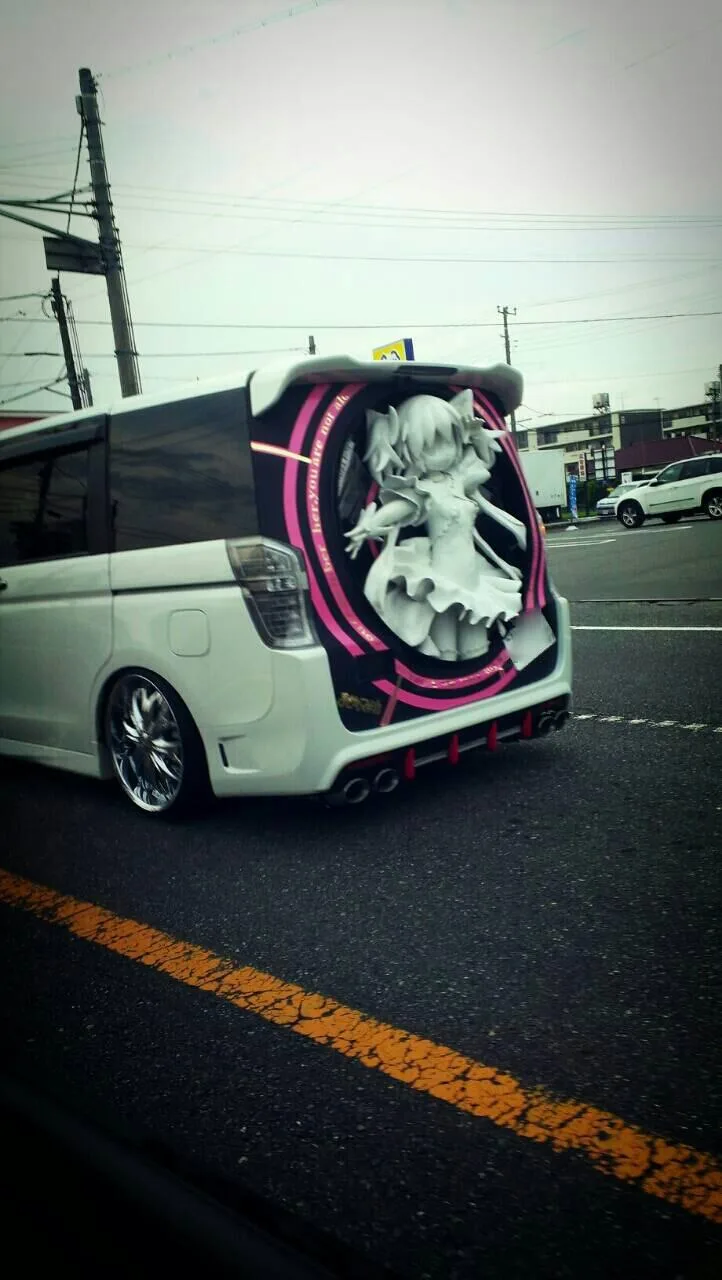 Madoka Ultimate Itasha 1