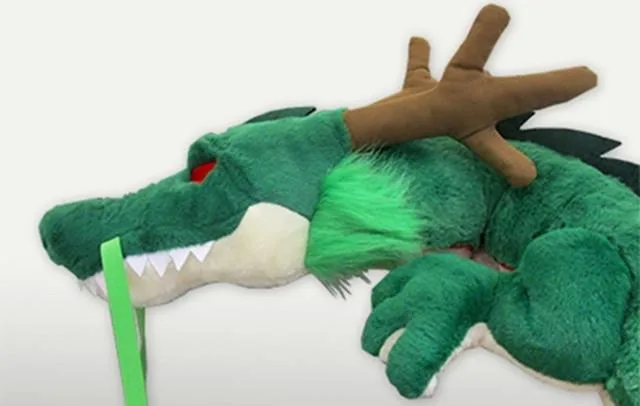 Shen-Long llega en forma de peluche por Premium Bandai