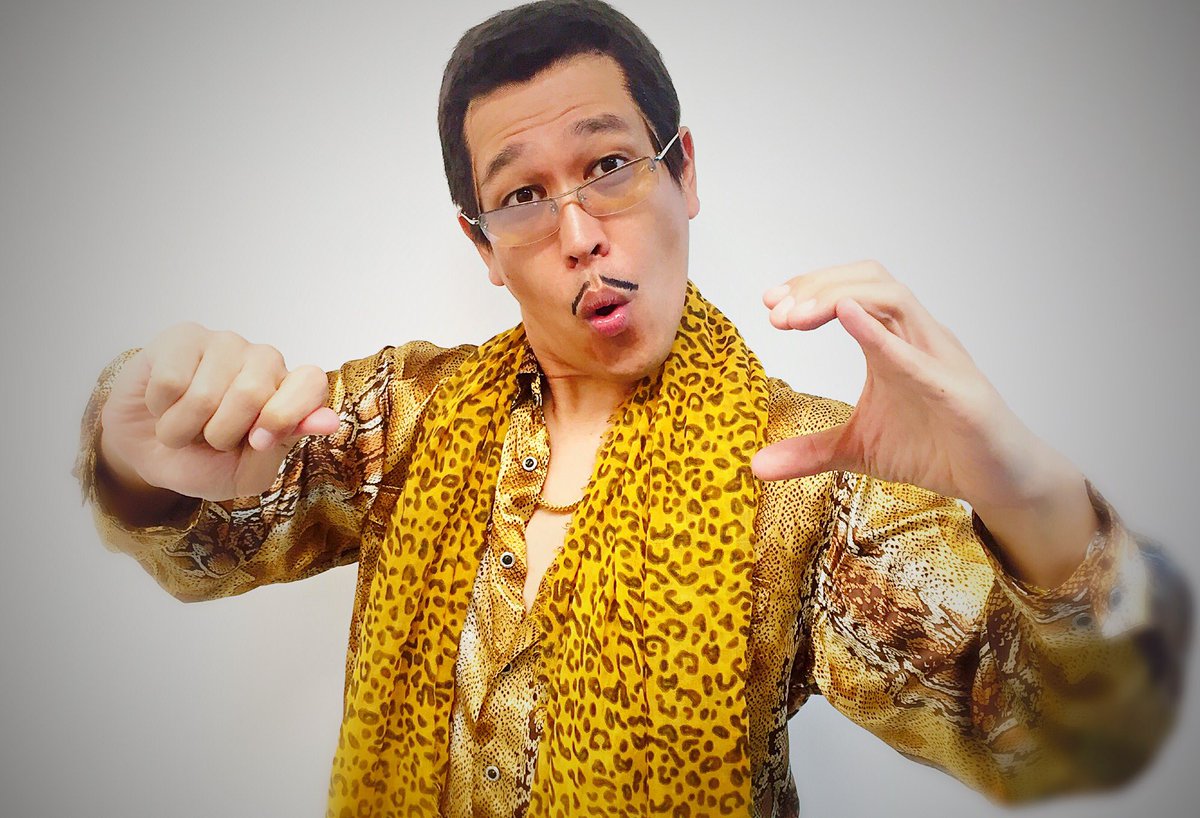 PikoTaro recibe Récord Guinness por “Pen-Pineapple-Apple-Pen”